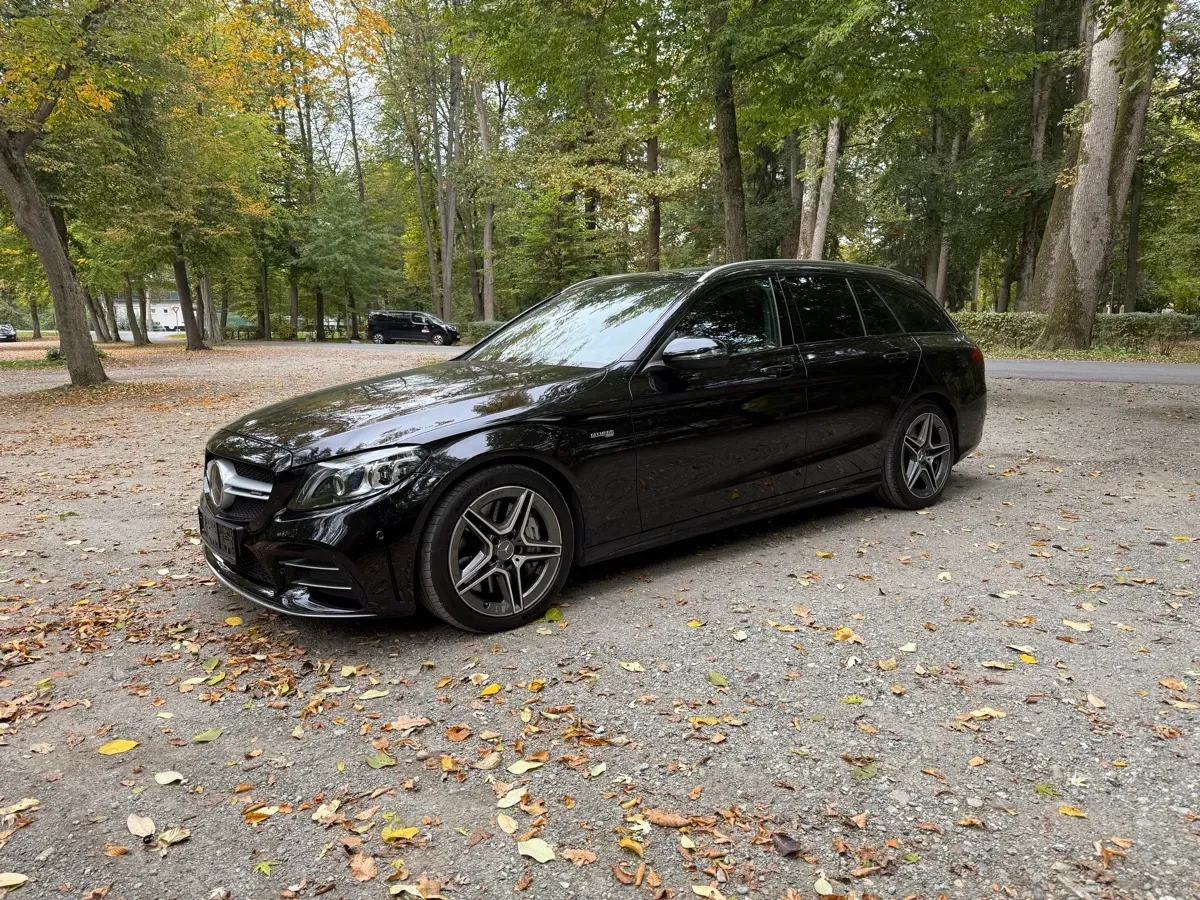 Mercedes-Benz C-Class 2018 photo 3