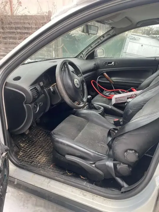 Volkswagen Passat 2002 photo 2