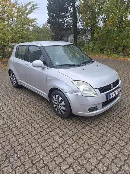 Suzuki Swift 2006 photo 2