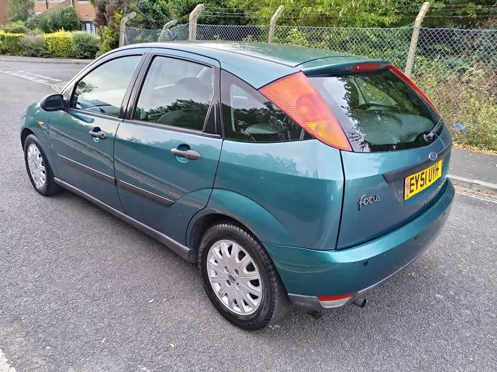 Ford Focus 2001 photo 5