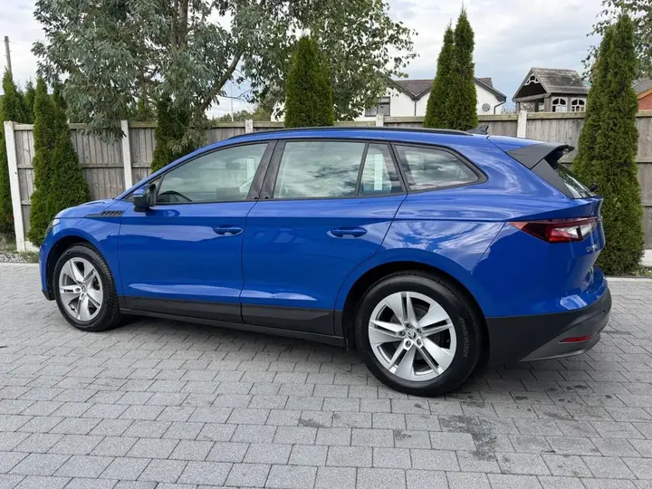 Skoda Enyaq 2023 photo 5