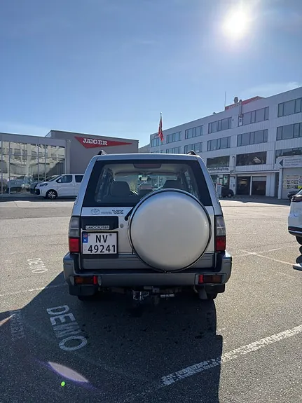 Toyota Land Cruiser 2002 photo 3