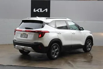 Kia Seltos 2024 photo 4
