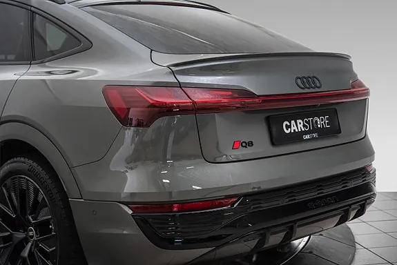 Audi Q8 E-Tron 2024 photo 4
