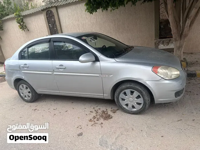 Hyundai Accent 2010 photo 3