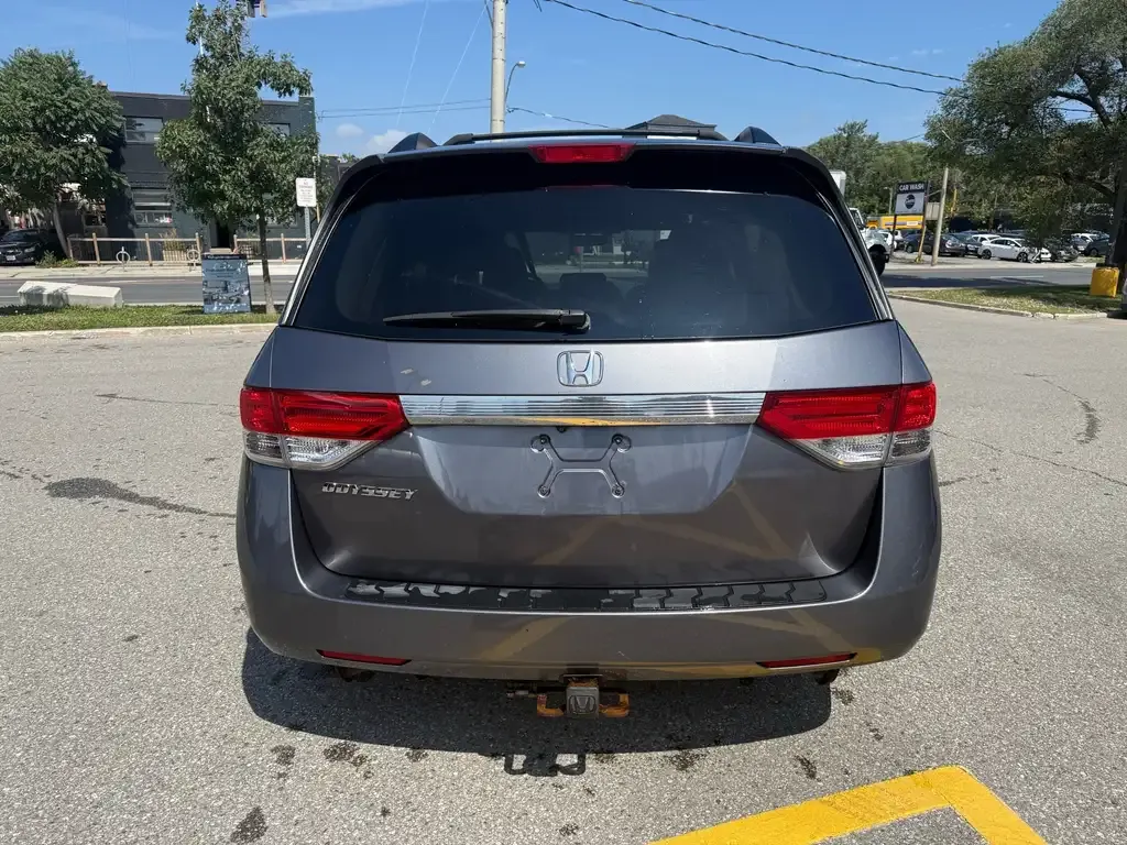 Honda Odyssey 2014 photo 4