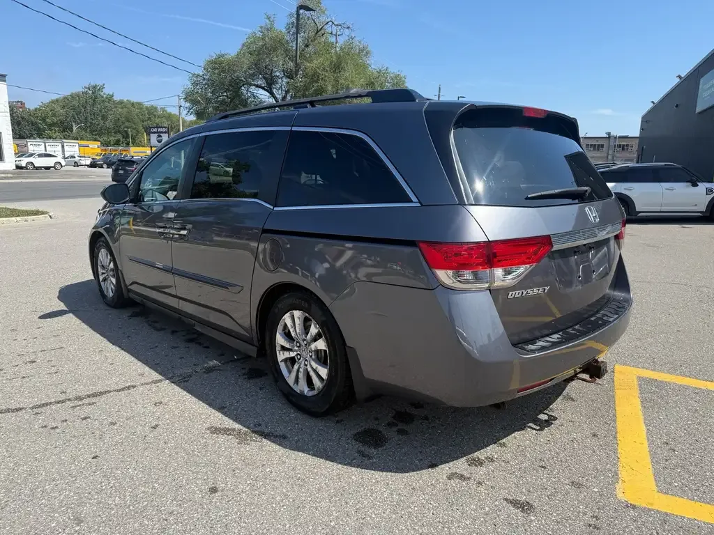 Honda Odyssey 2014 photo 3