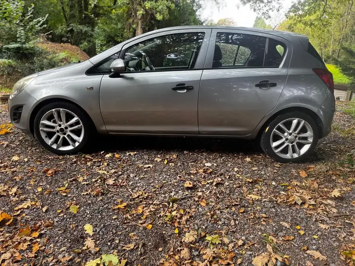 Vauxhall Corsa 2012 photo 4