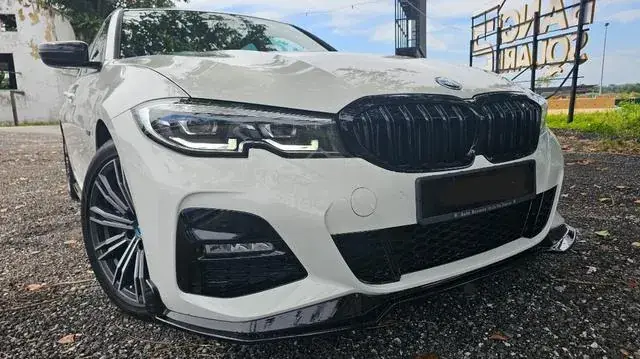 BMW 320I
