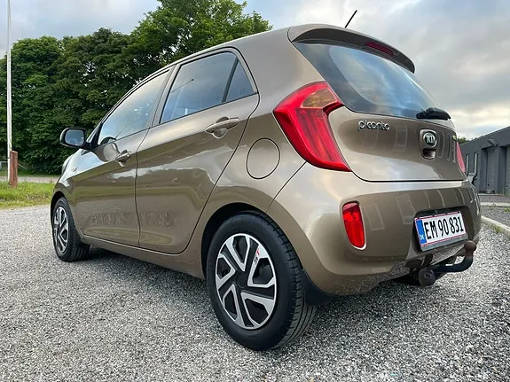 Kia Picanto 2013 photo 4