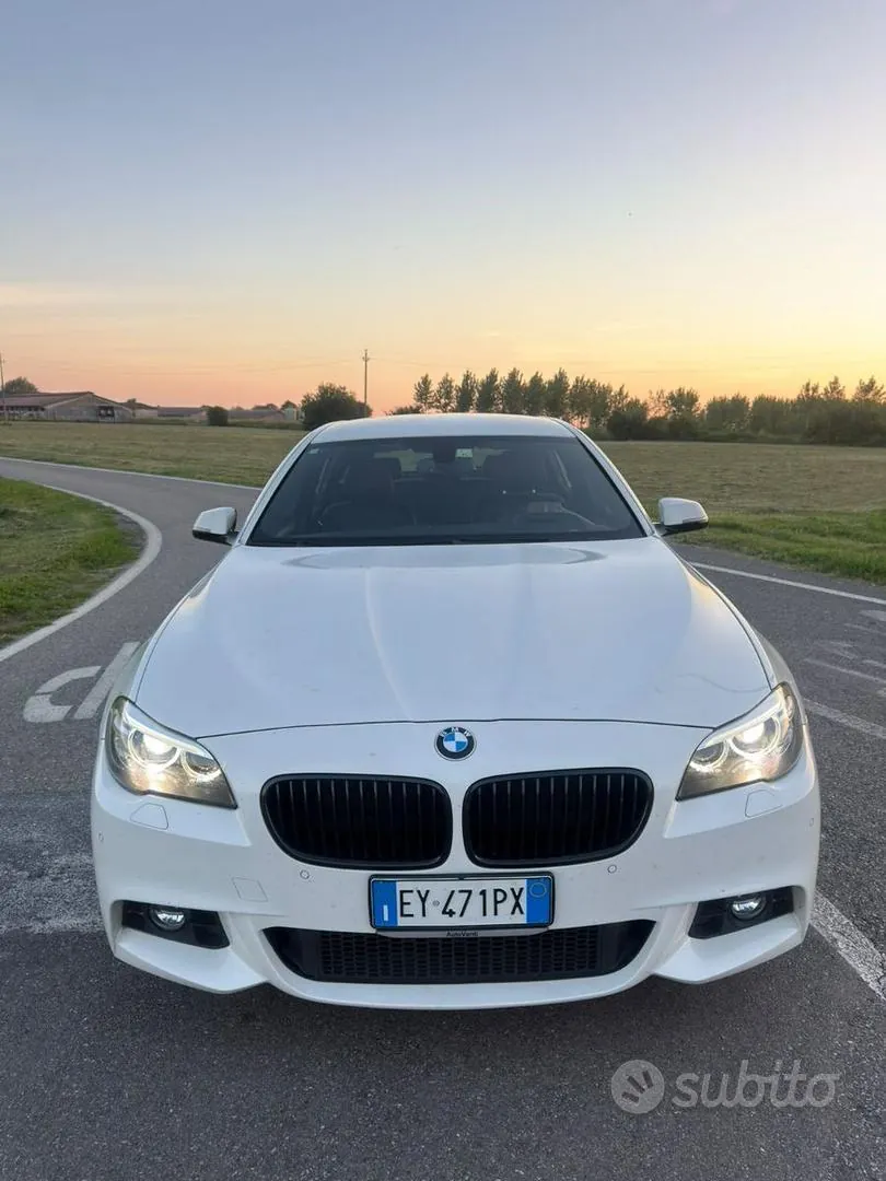 BMW 5 Series 2015 photo 2