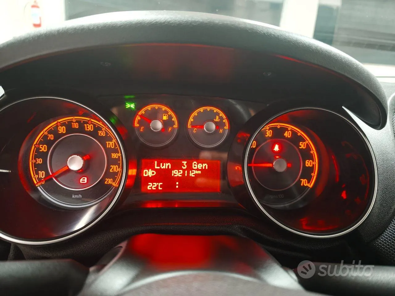Fiat Punto 2012 photo 5