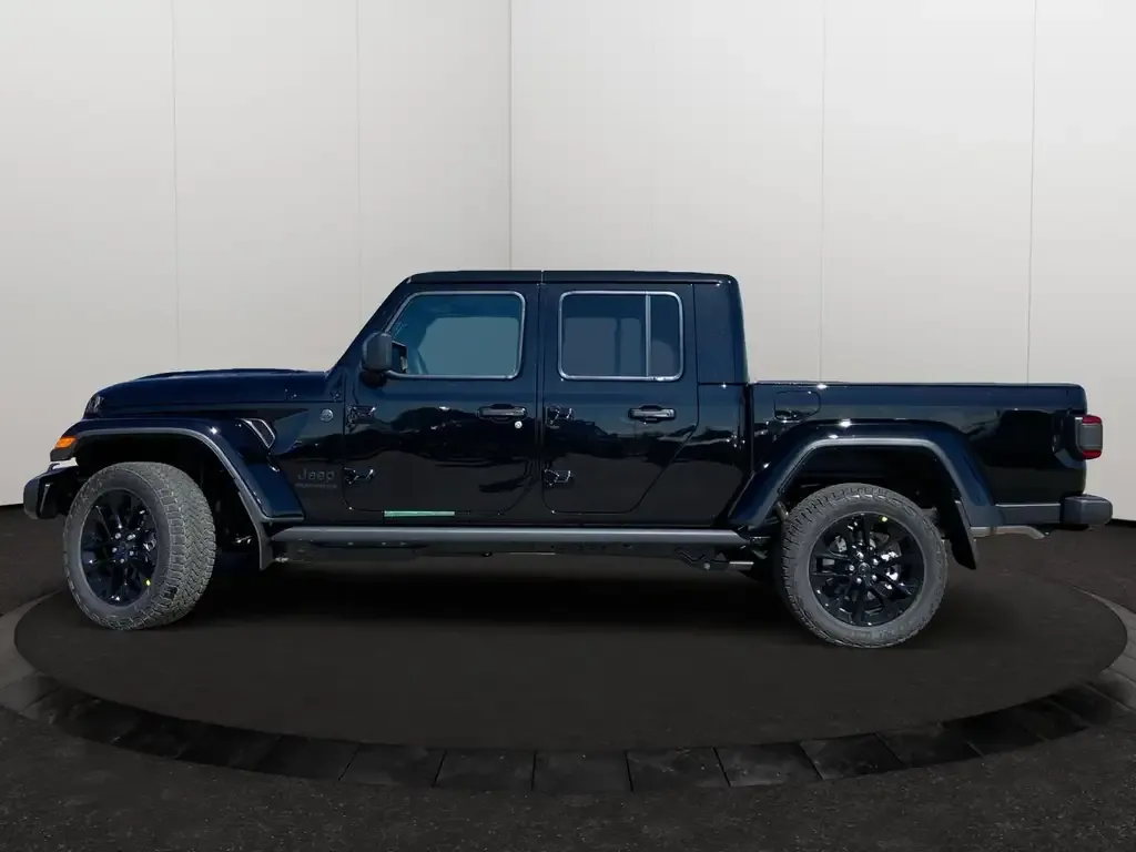 Jeep Gladiator 2026 photo 2