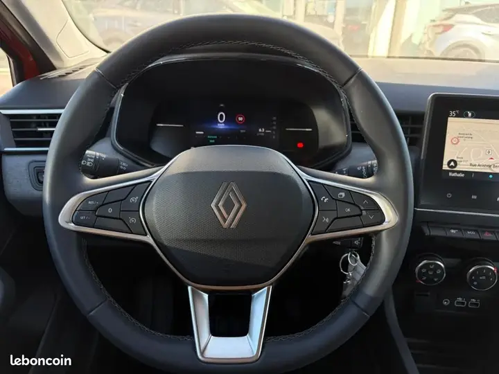 Renault Clio 2024 photo 5