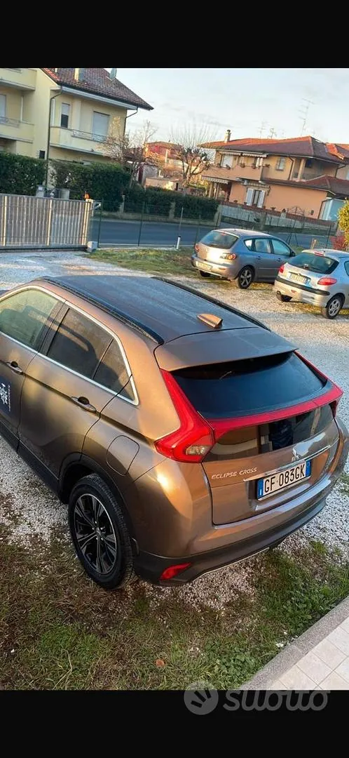Mitsubishi Eclipse Cross 2022 photo 2