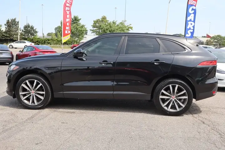 Jaguar F-Pace 2019 photo 4