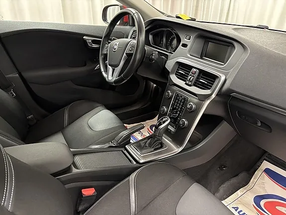 Volvo V40 2016 photo 4