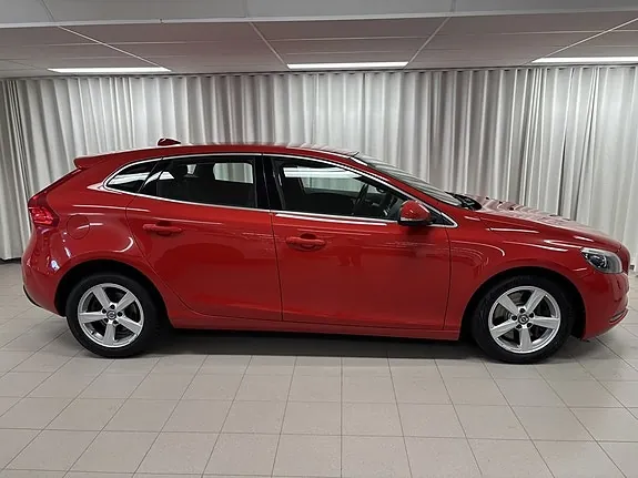 Volvo V40 2016 photo 2