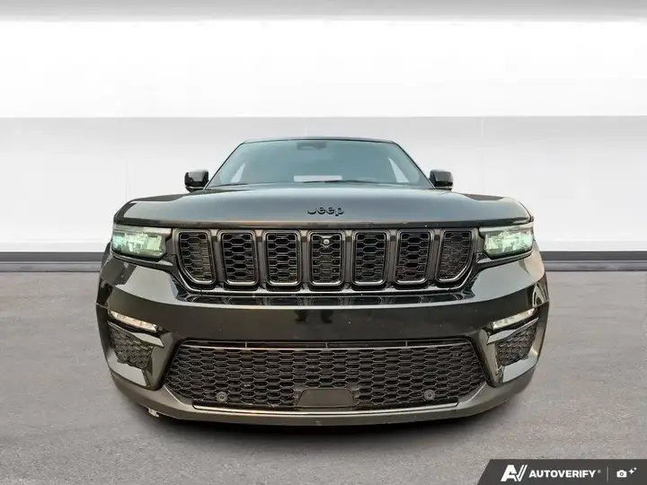 Jeep Grand Cherokee 2024 photo 2