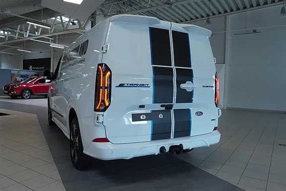 Ford Transit Custom 2026 photo 4