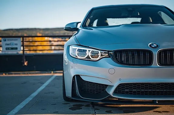 BMW M4 2015 photo 4
