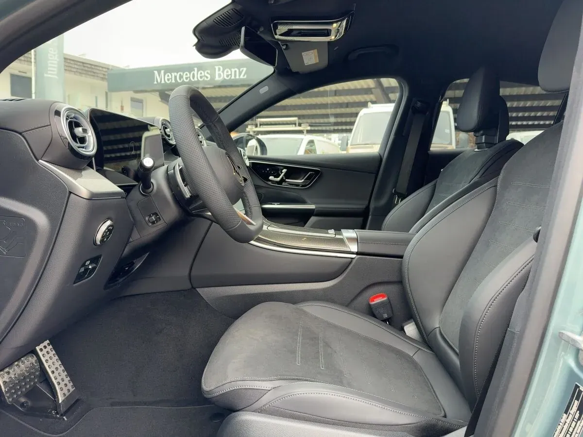 Mercedes-Benz Glc-Class 2026 photo 3