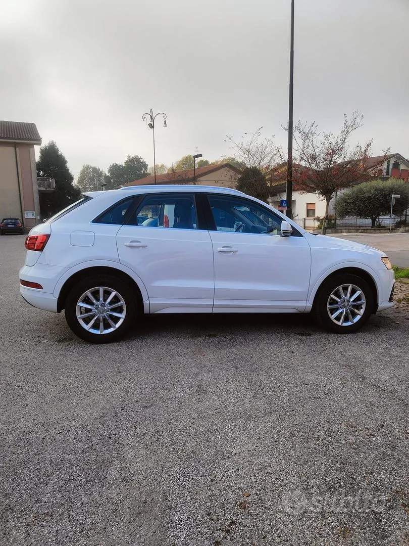 Audi Q3 2017 photo 2