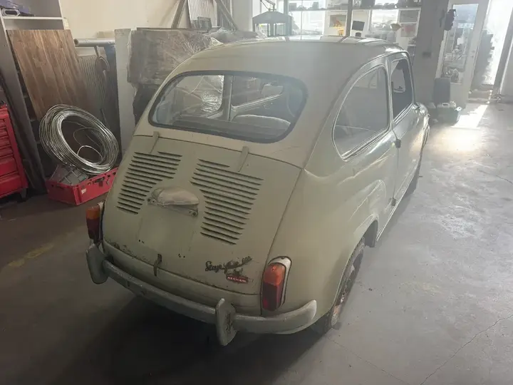 Fiat 600 1960 photo 2