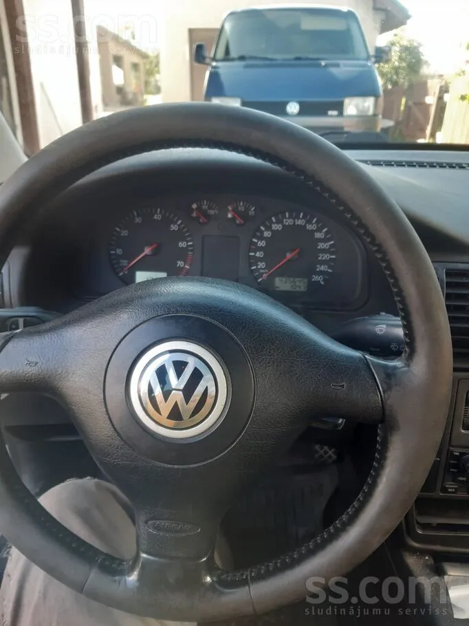 Volkswagen Passat 1999 photo 5