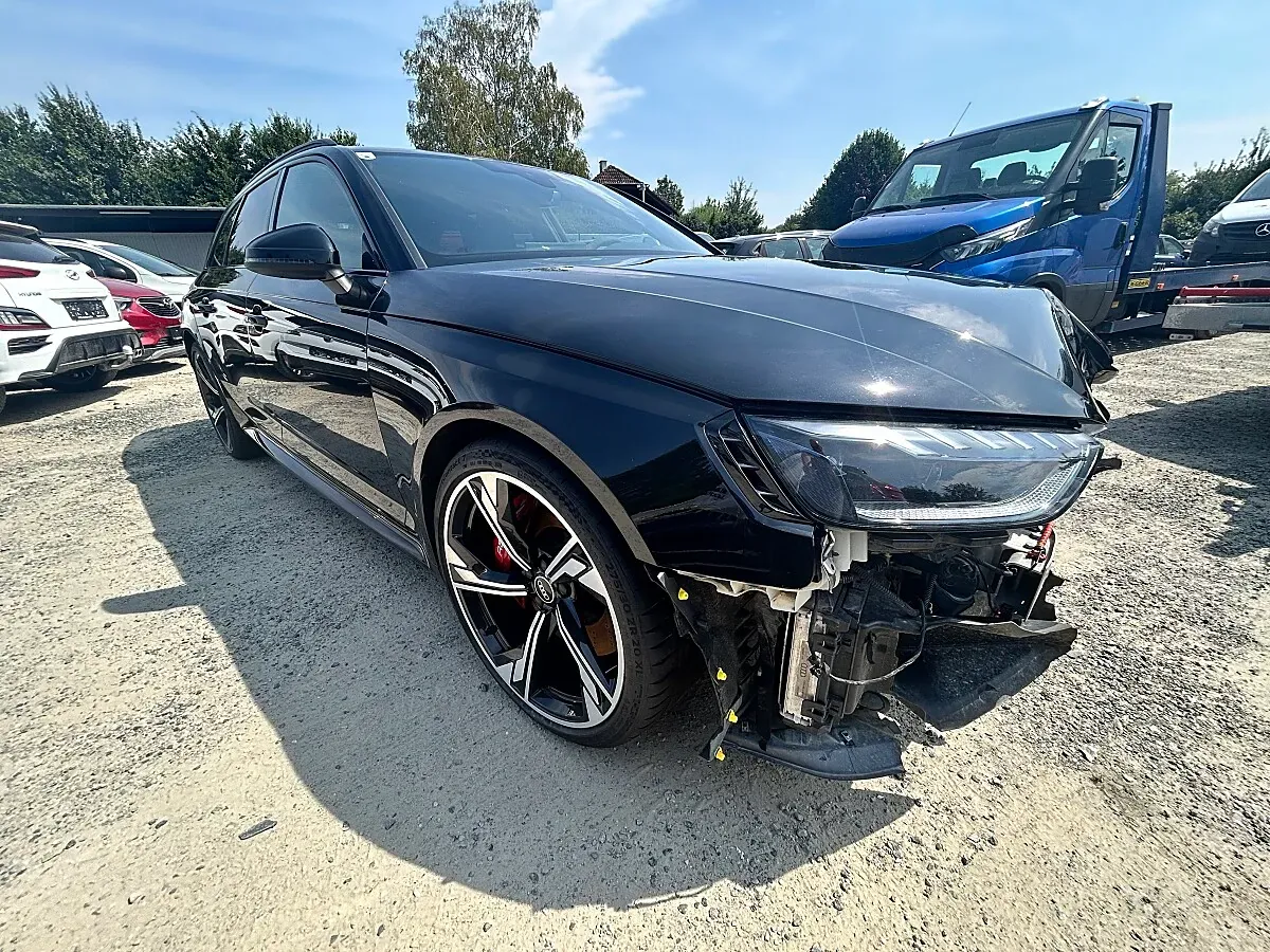 Audi A4 2021 photo 3