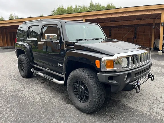 Hummer H3 2005 photo 2