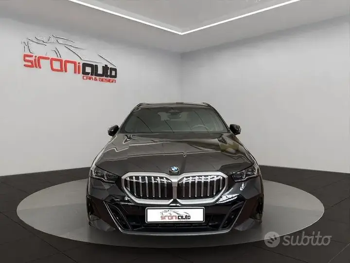 BMW 5 Series 2025 photo 2