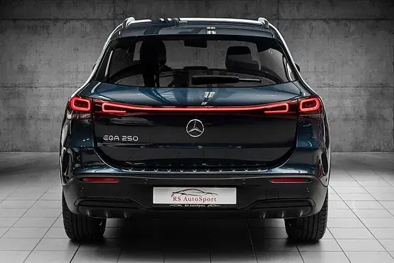 Mercedes-Benz Eqa 2022 photo 5