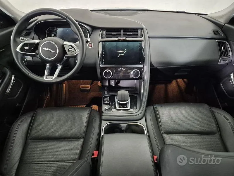 Jaguar E-Pace 2022 photo 4