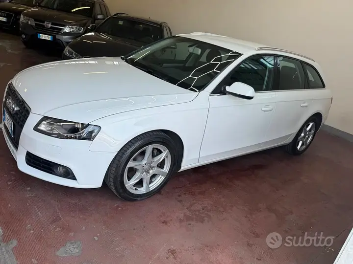 Audi A4 Avant 2010 photo 3