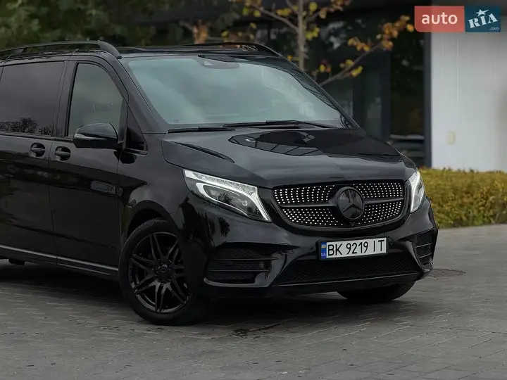 Mercedes-Benz V-Class 2021 photo 4