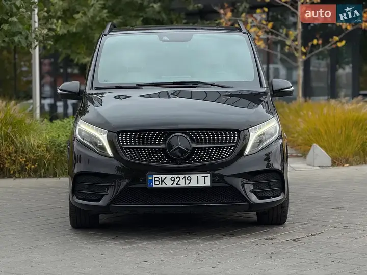 Mercedes-Benz V-Class 2021 photo 3