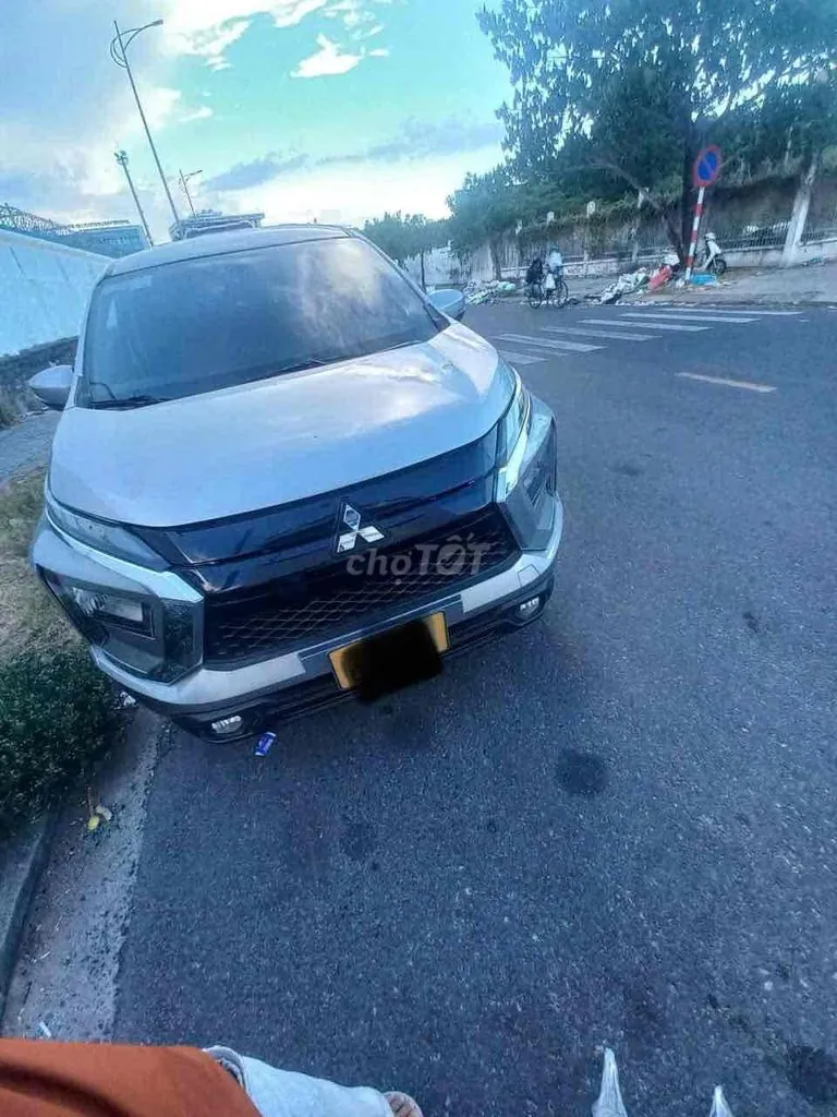 Mitsubishi Xpander 2022 photo 2