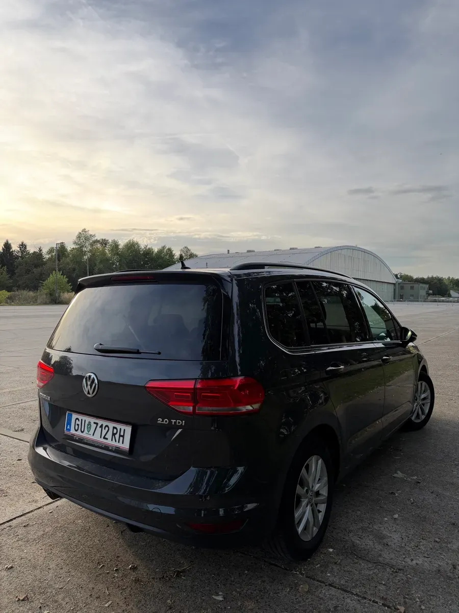 Volkswagen Touran 2017 photo 3