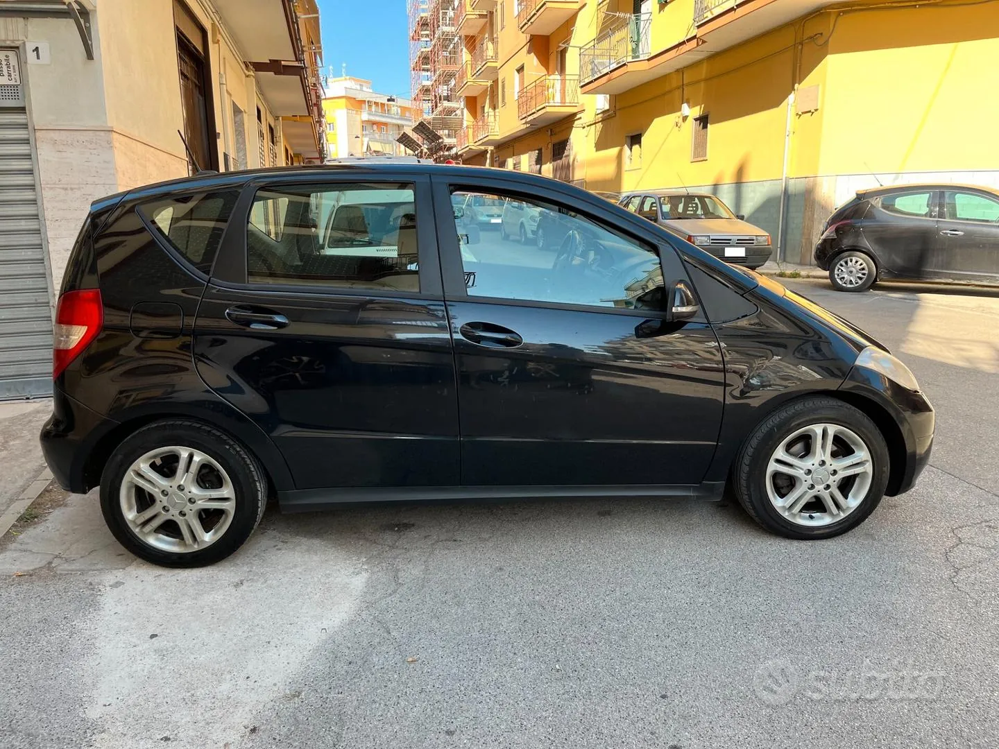 Mercedes-Benz A180 2010 photo 4