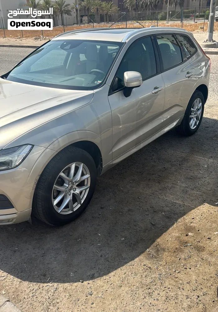 Volvo Xc60 2018 photo 2
