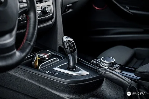 BMW 320D 2016 photo 4