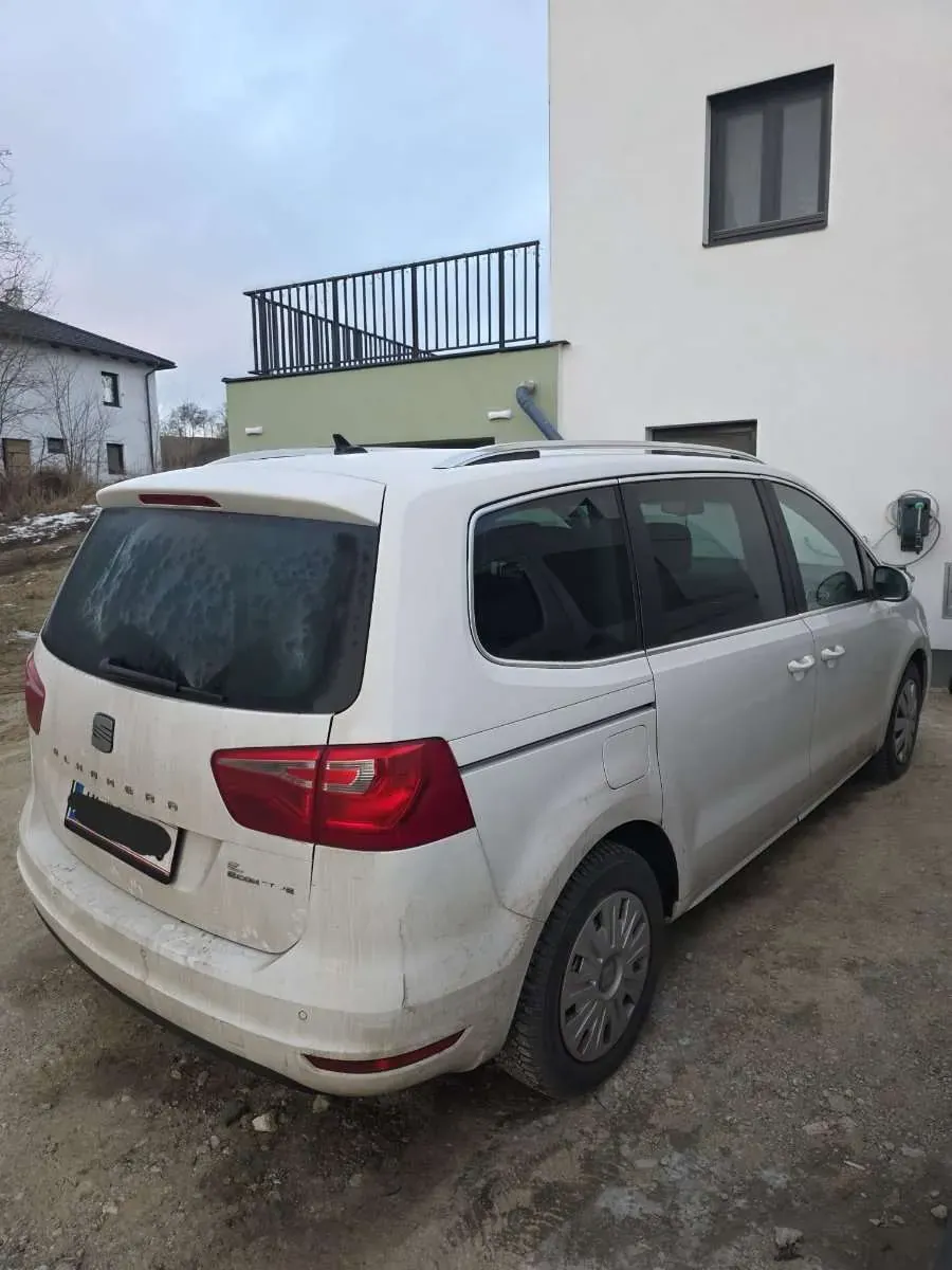 Seat Alhambra 2013 photo 3