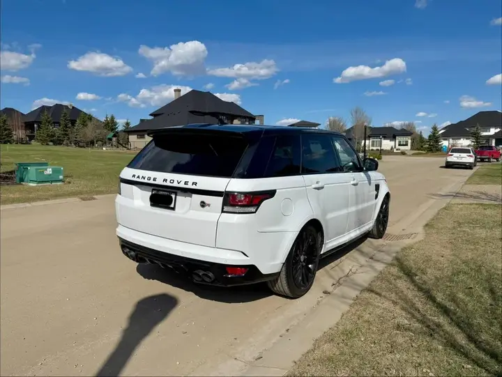 Land Rover Range Rover Sport 2016 photo 3