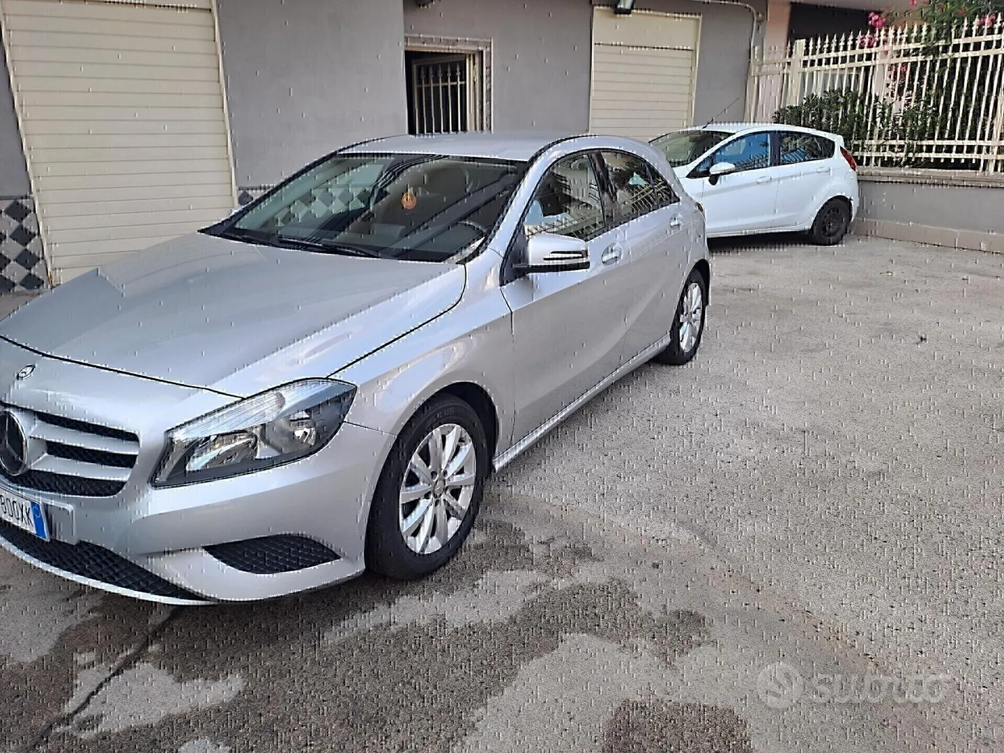 Mercedes-Benz A 160 2015 photo 3