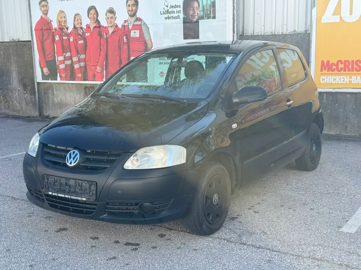 Volkswagen Fox 2005 photo 2