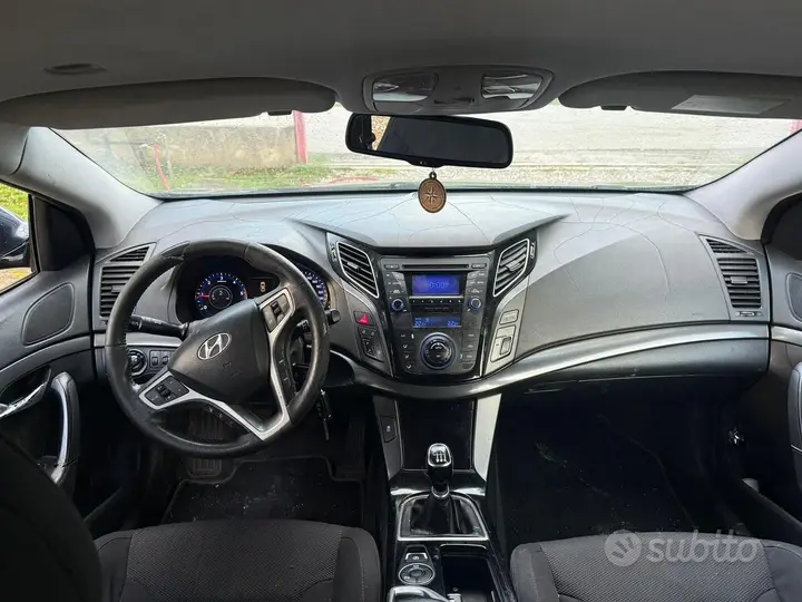 Hyundai I40 2012 photo 4