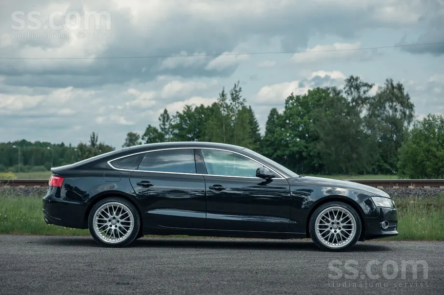 Audi A5 2010 photo 5