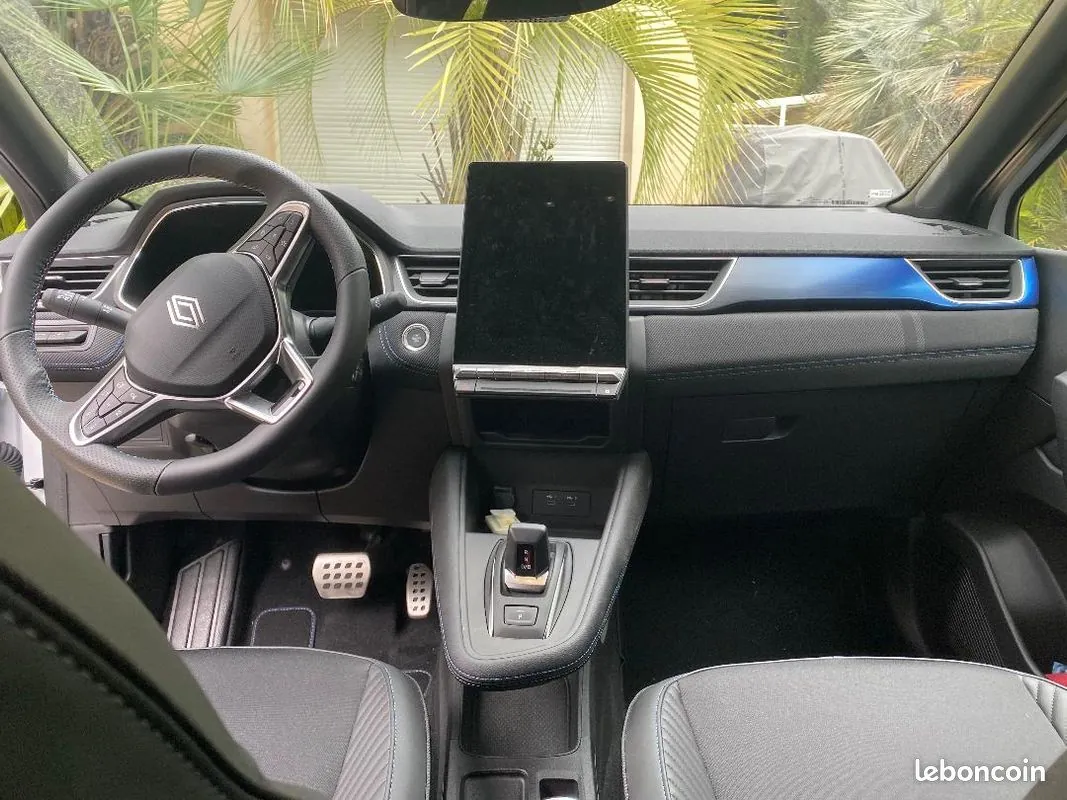Renault Captur 2026 photo 3