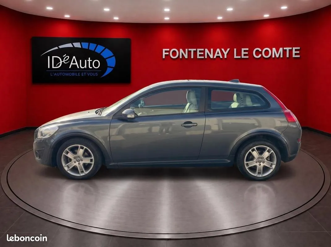 Volvo C30 2010 photo 4